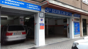 silver car gp